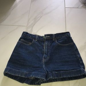 AMERICAN APPAREL JEAN SHORTS